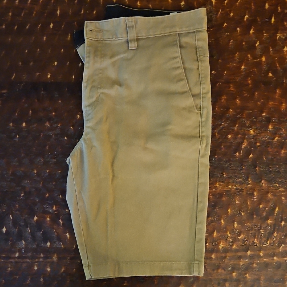 Volcom Men's Khaki Volcom Shorts 33